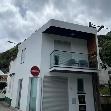 Casa Sao Joao * Ribeira Quente